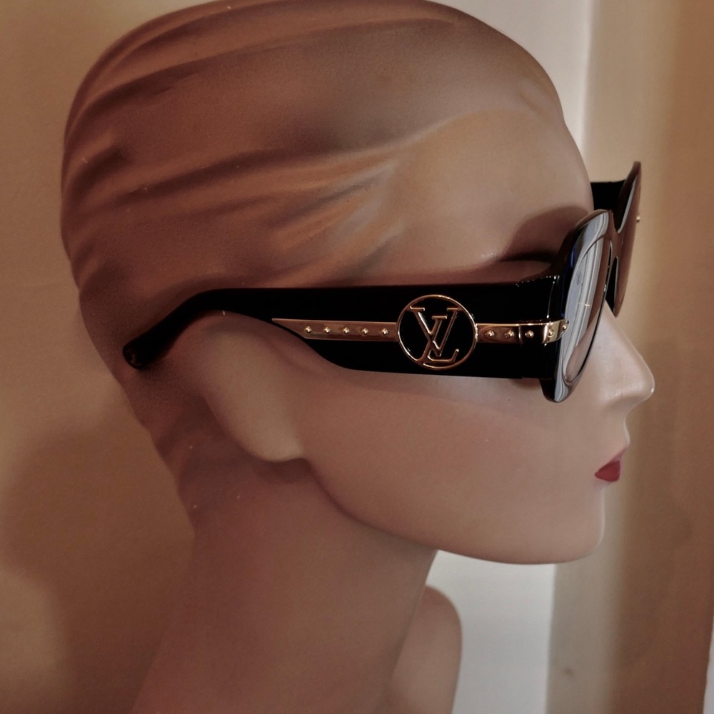 LV sunglasses for women - Picture 3 of 6